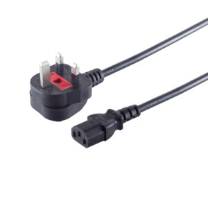 Stecker / Kaltgerätebuchse England UK3-C13, 1,8m
